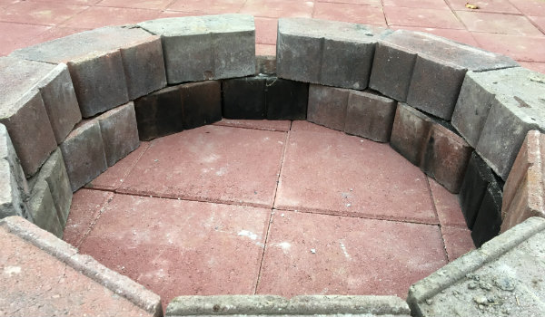 Leave oxygen gap in second ring of DIY fire pit
